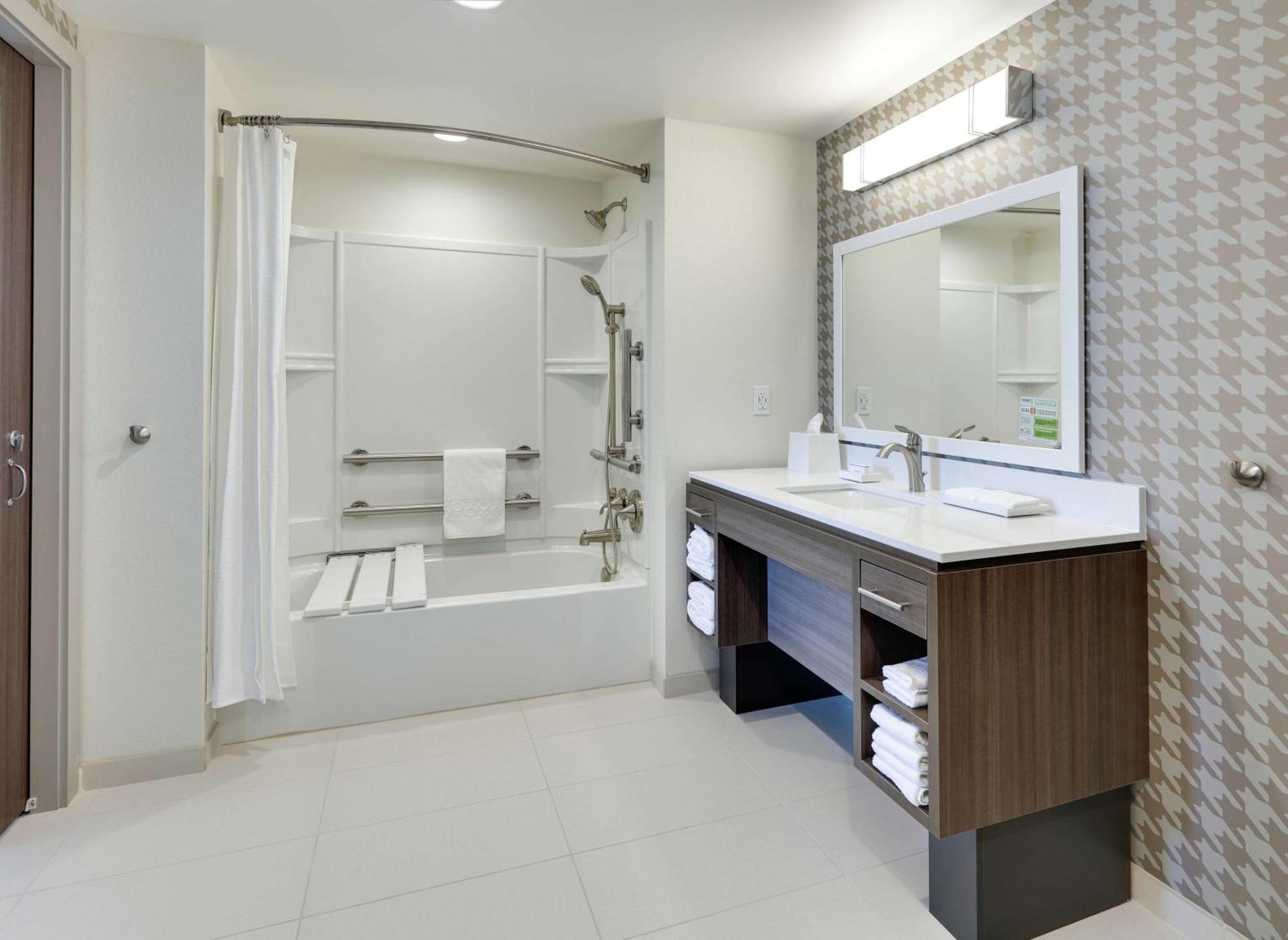 Home2 Suites By Hilton Yakima Airport Bagian luar foto